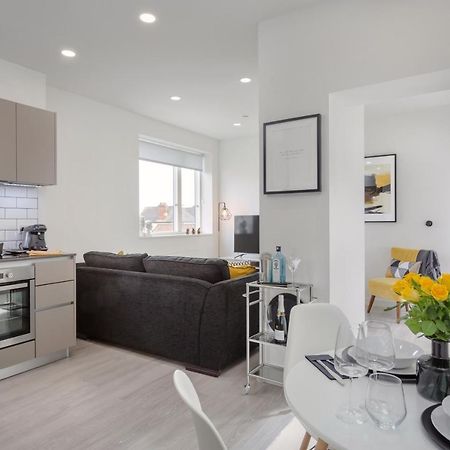 Luxury Serviced Apartments Stevenage, Hertfordshire Екстериор снимка