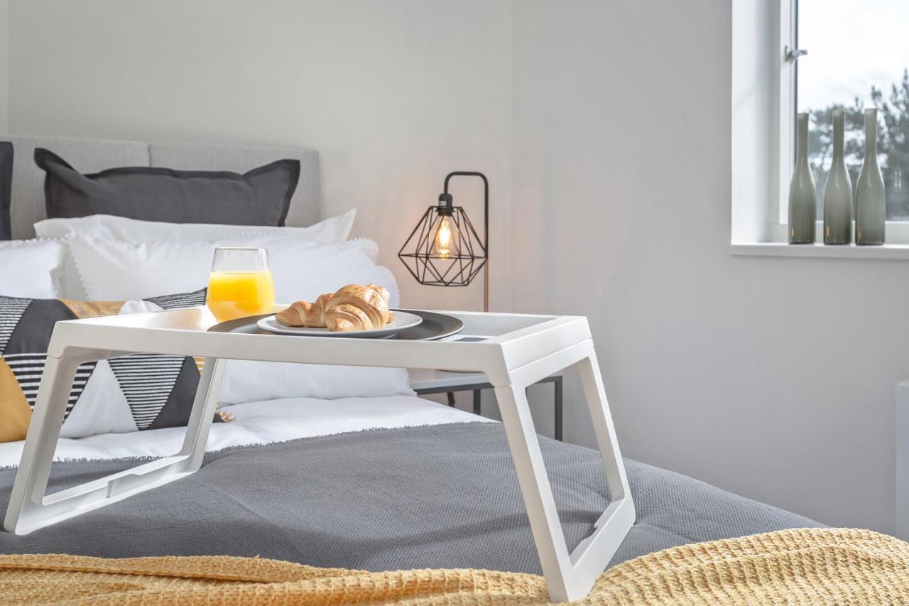 Luxury Serviced Apartments Stevenage, Hertfordshire Екстериор снимка