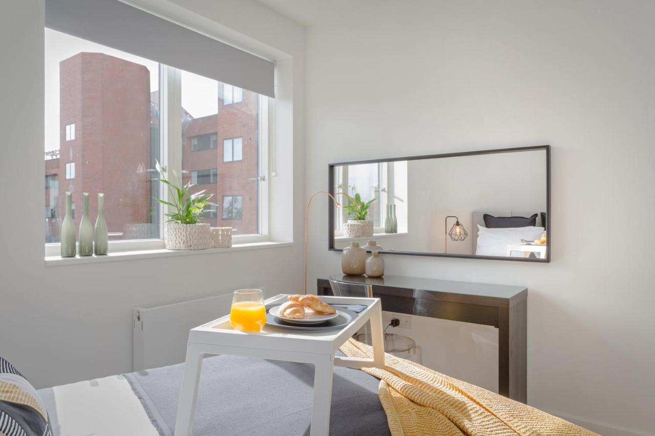 Luxury Serviced Apartments Stevenage, Hertfordshire Екстериор снимка